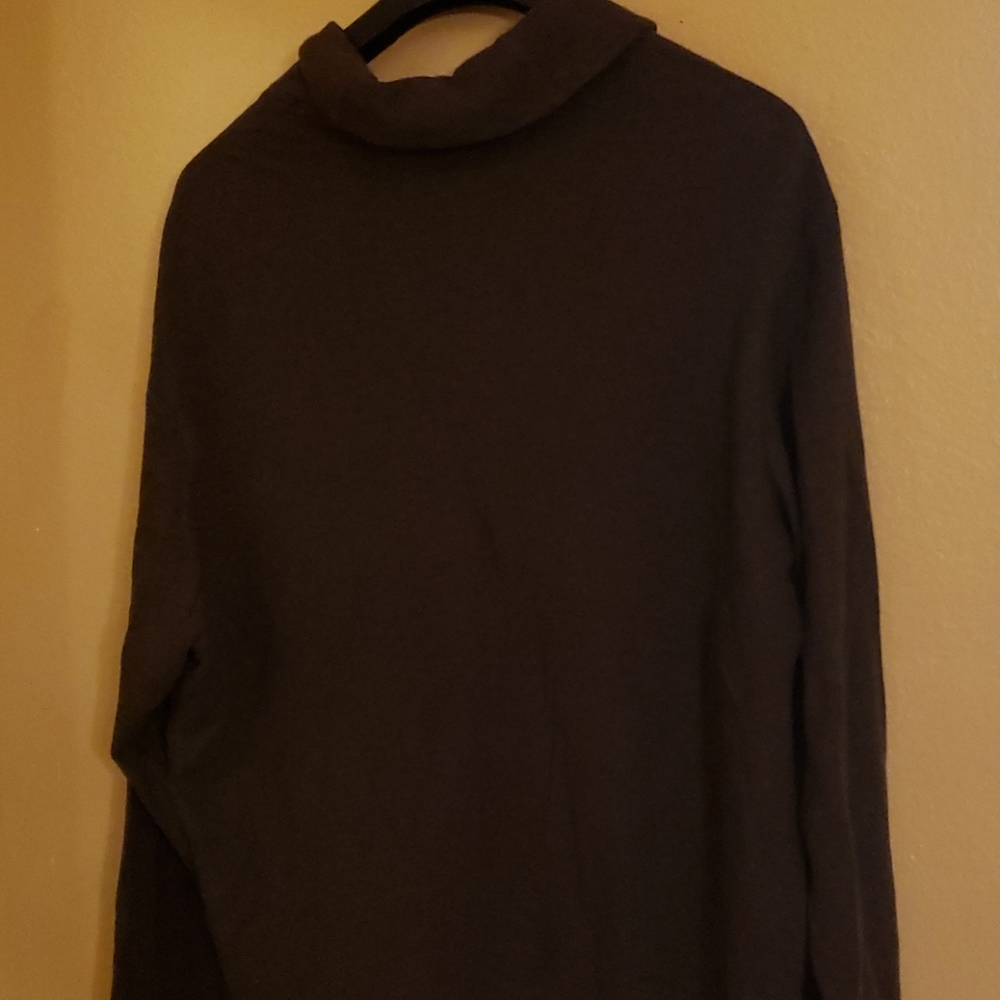 Sweater - Picture 3 of 3